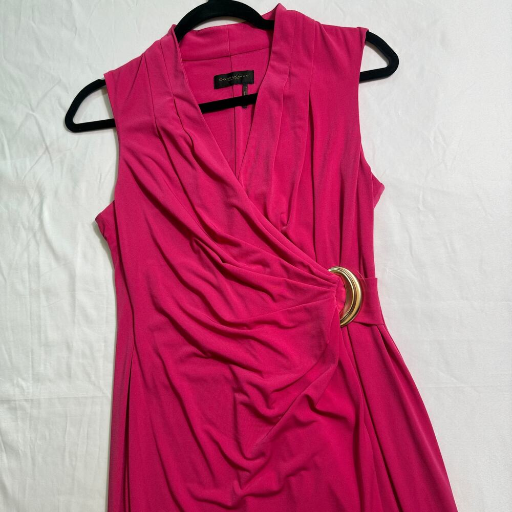 DONNA KARAN Barbie‑Pink Faux Wrap Dress With Matte Gold Buckle No Size Maybe XS - Picture 4 of 16